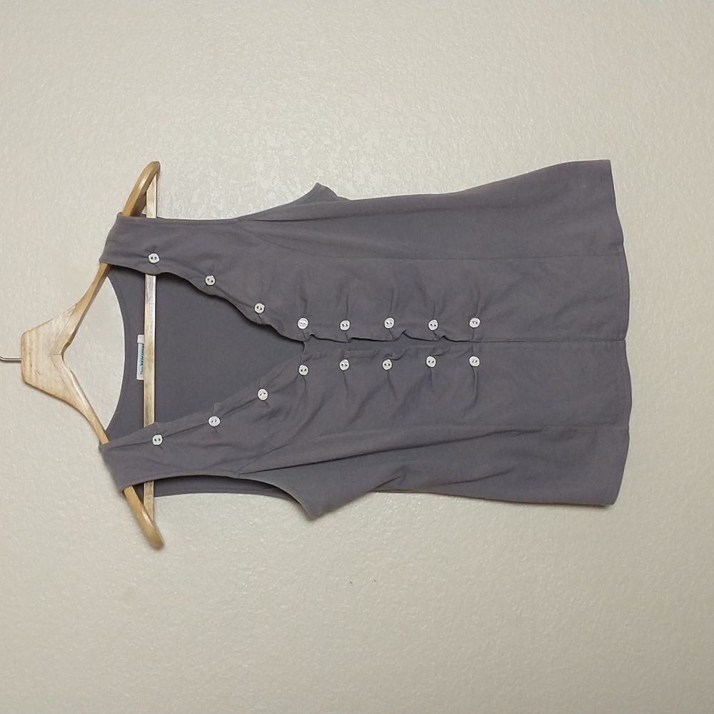 Anthropologie Gray PILCRO And The Letterpress Faux Button Top Size L